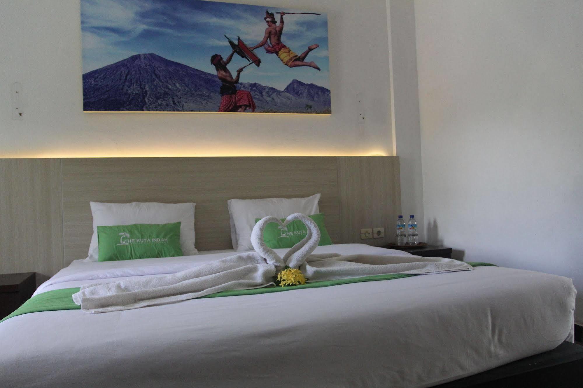 Kuta Indah Hotel Экстерьер фото